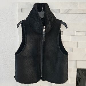 Mackage Vest Lambskin Fur Sheep Skin Dyed Black Shawl Collar Warm Size: X Small